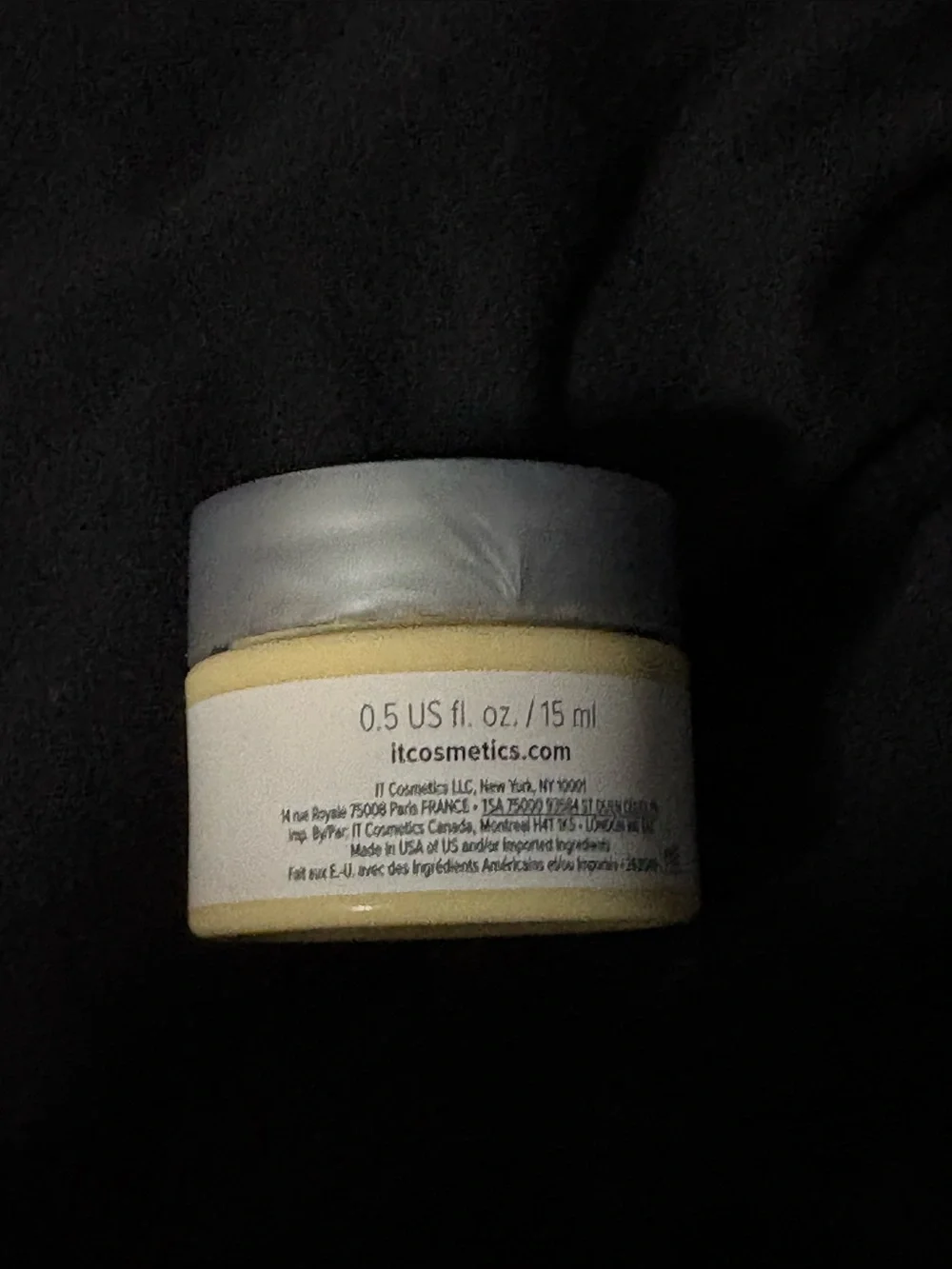 IT Cosmetics Confidence in a Cream Anti-Aging Hydrating Moisturizer new